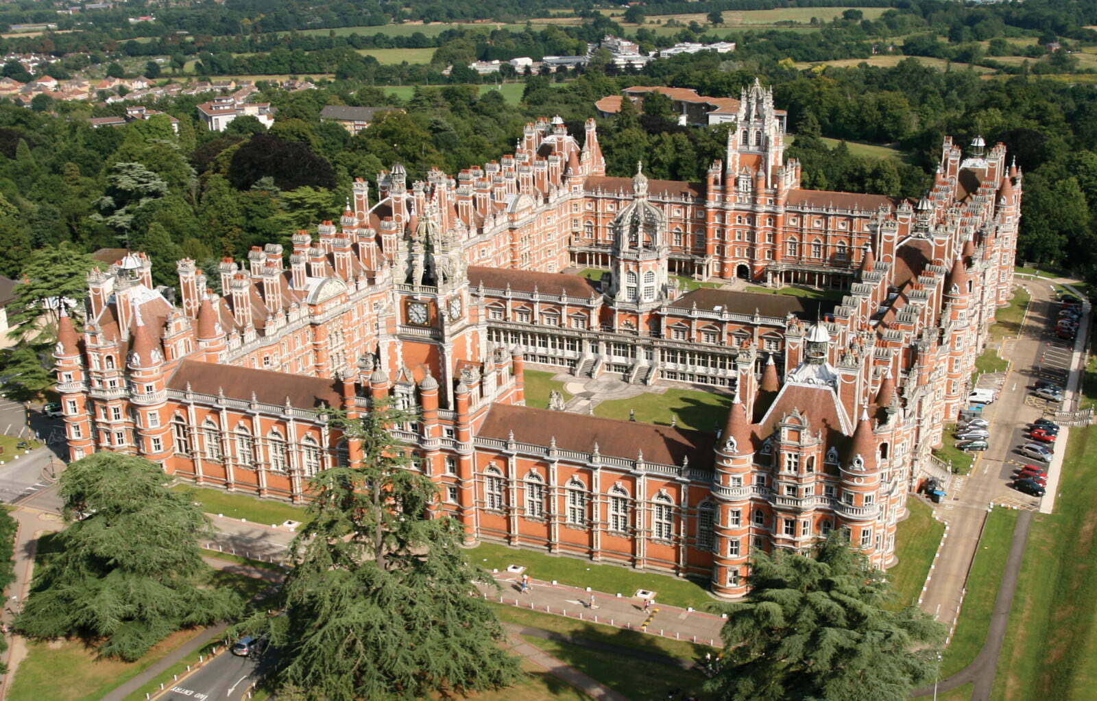 You are currently viewing Royal Holloway Chooses Variety of Tryten Solutions